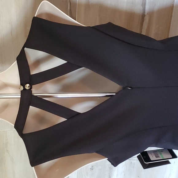 NWT Guess Dress - Picture 4 of 11